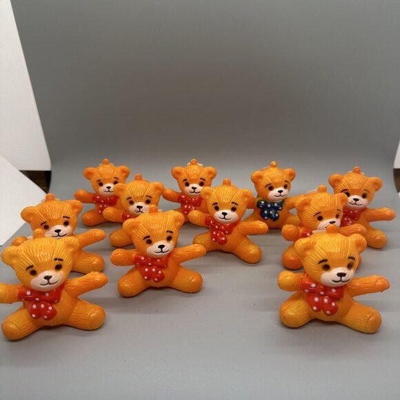 Vintage Teddy Bear Light Covers, Set of 11 Plastic - Picture 1 of 5